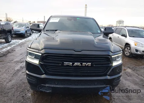 2022 Ram 1500 Laramie 4X4 5'7 Box из США, поврежденный, VIN 1C6SRFJT4NN455722